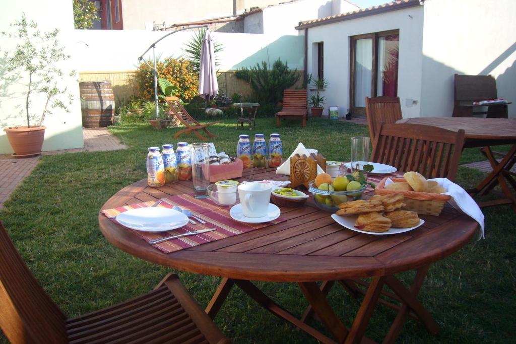 Lanita B&B Cabras Exterior foto